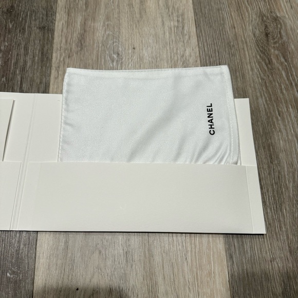 Chanel dust cloth pouch (outer Envelope has Imperfections) - Picture 5 of 5